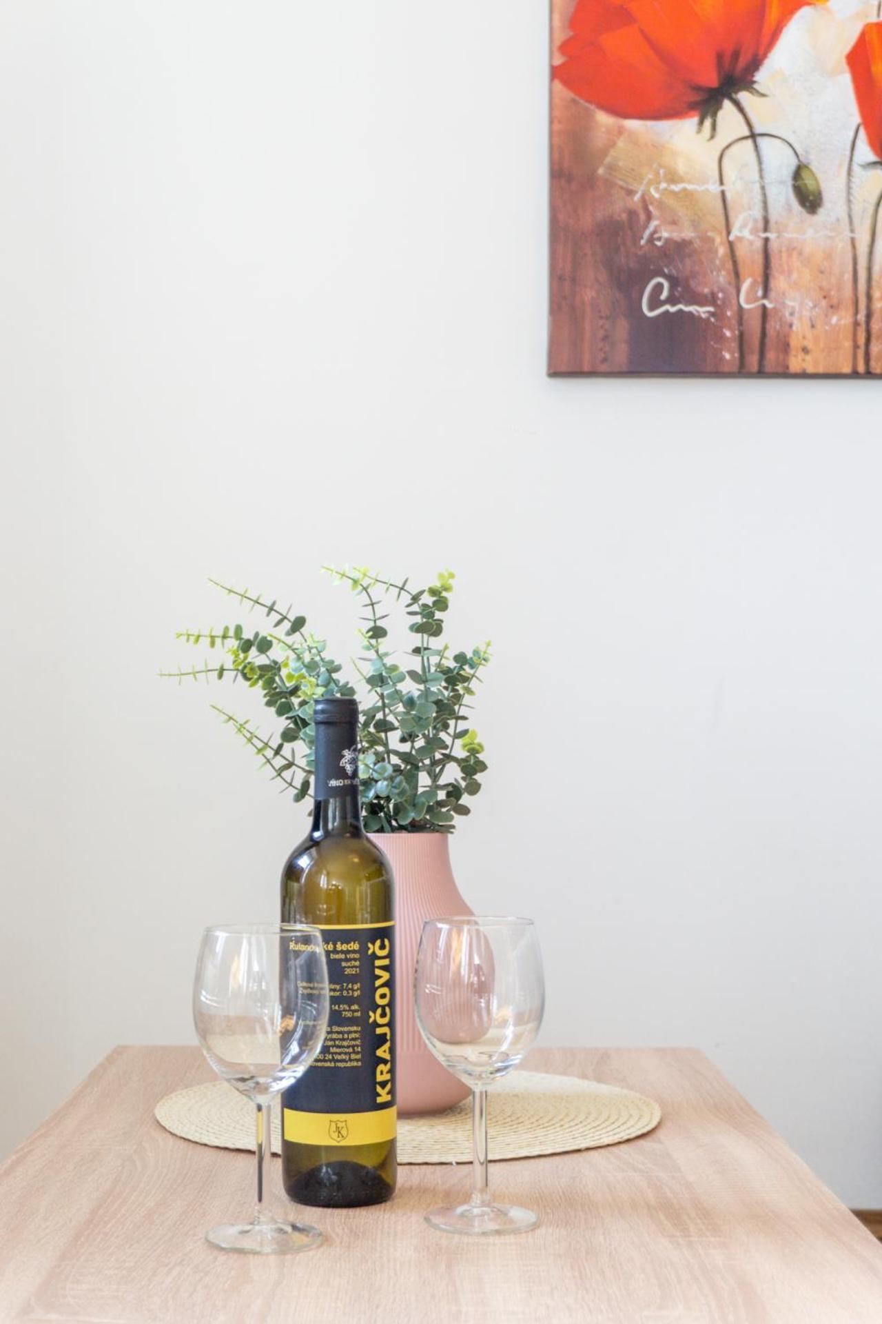 Apartament Next To Stadion, Near To Lainzer Tiergarten Wiedeń Zewnętrze zdjęcie
